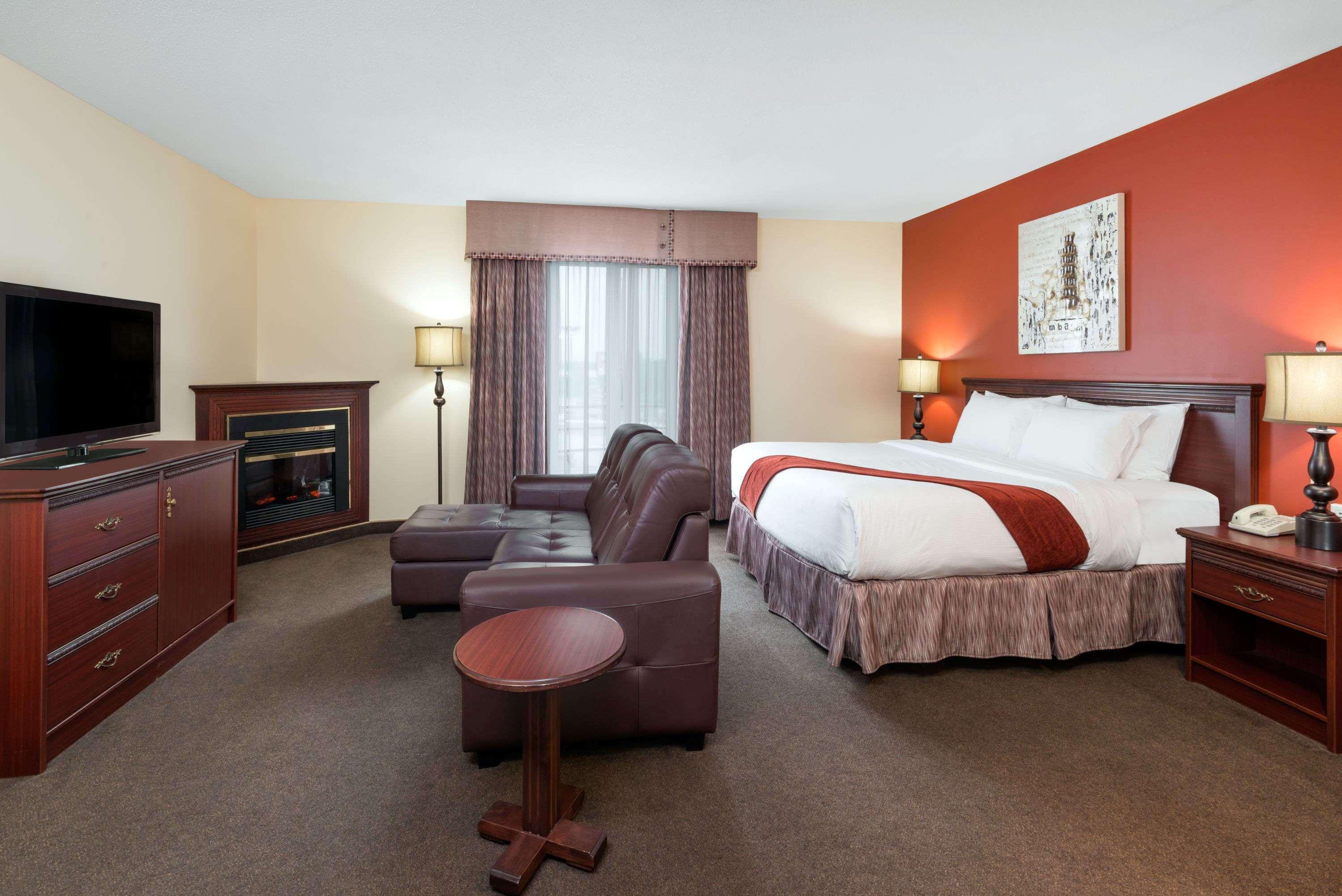 Ramada Plaza By Wyndham Gatineau/Manoir Du Casino Hotel Ngoại thất bức ảnh