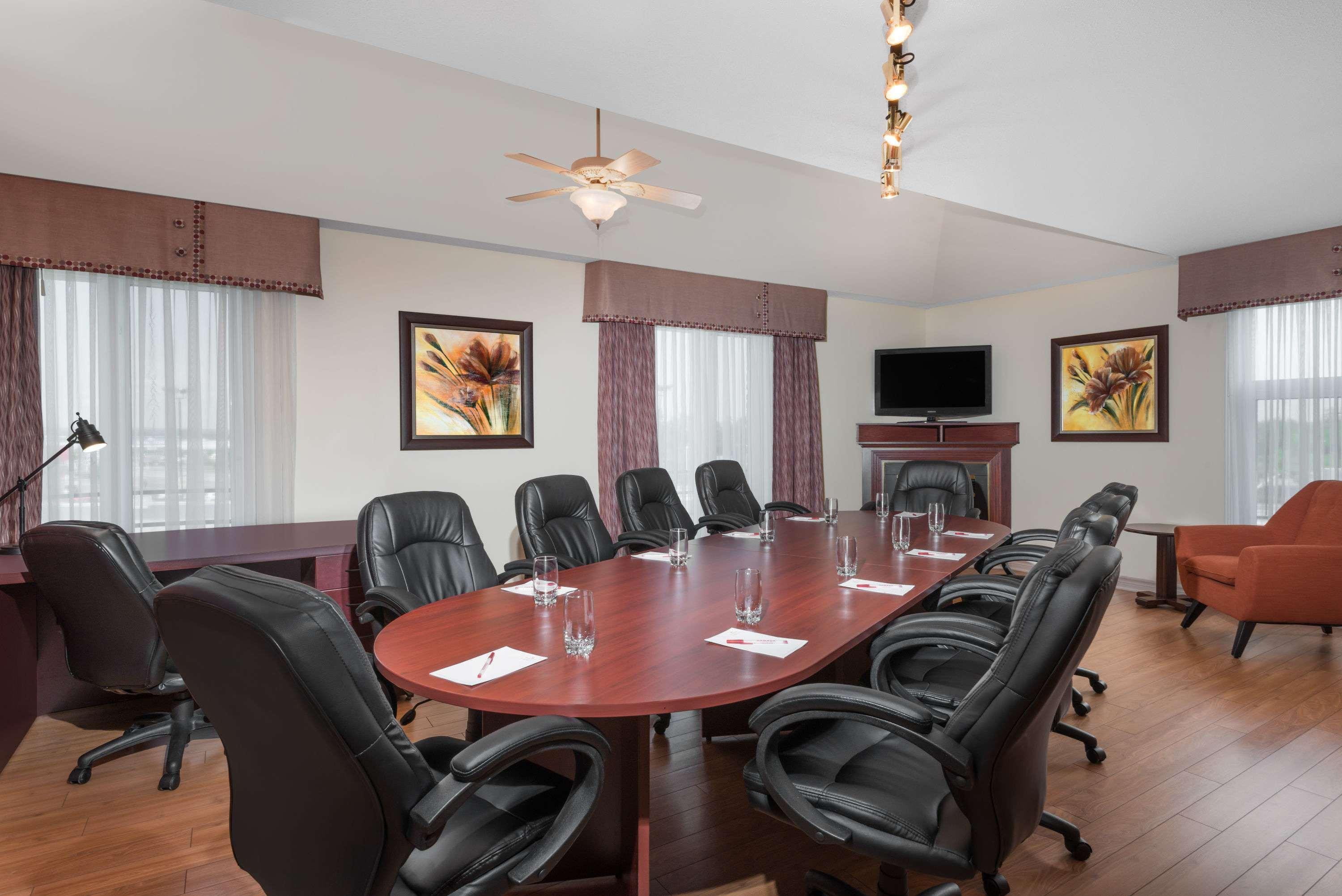 Ramada Plaza By Wyndham Gatineau/Manoir Du Casino Hotel Ngoại thất bức ảnh