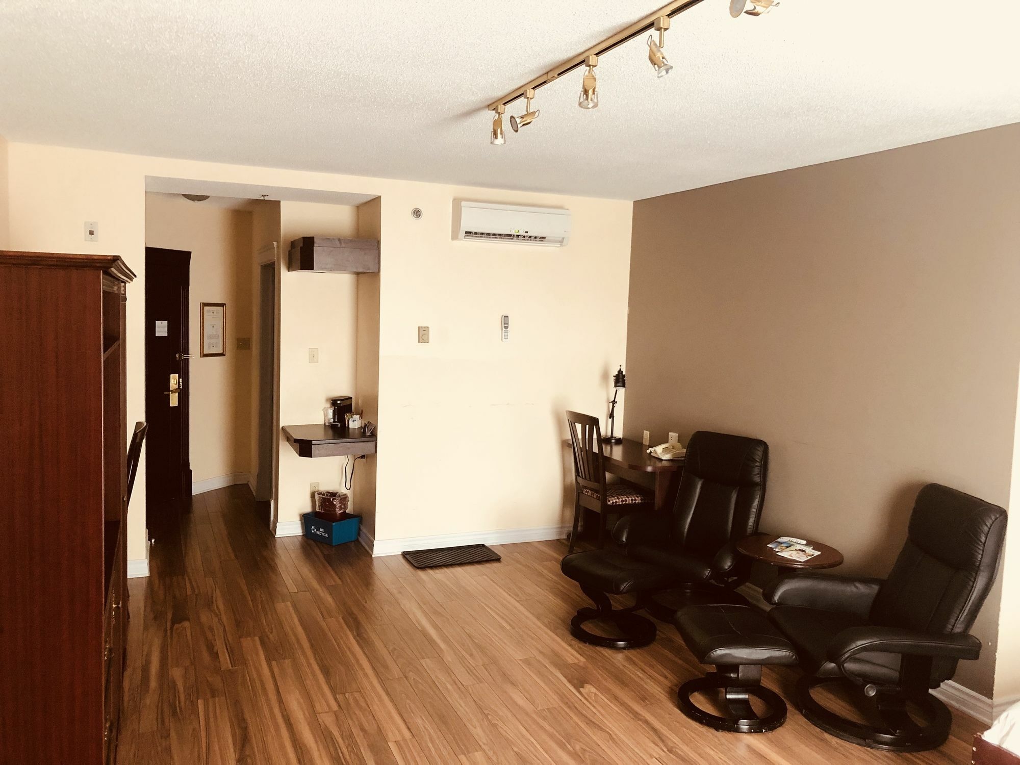 Ramada Plaza By Wyndham Gatineau/Manoir Du Casino Hotel Ngoại thất bức ảnh
